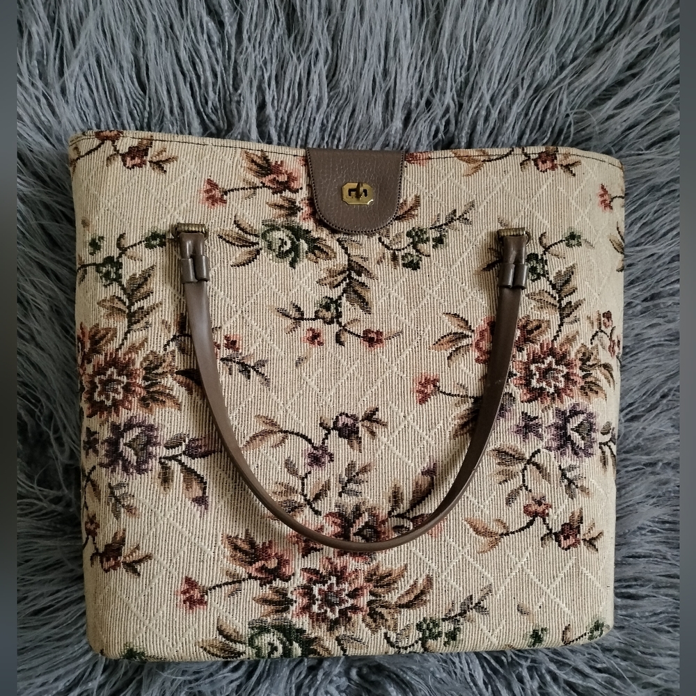 Embroidered Floral Handbag